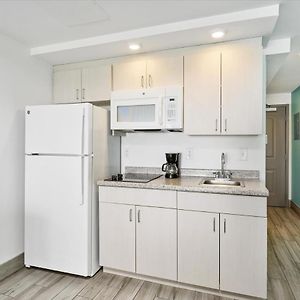 Ocean Front Room Balcony 2 Double Beds Kitchenette